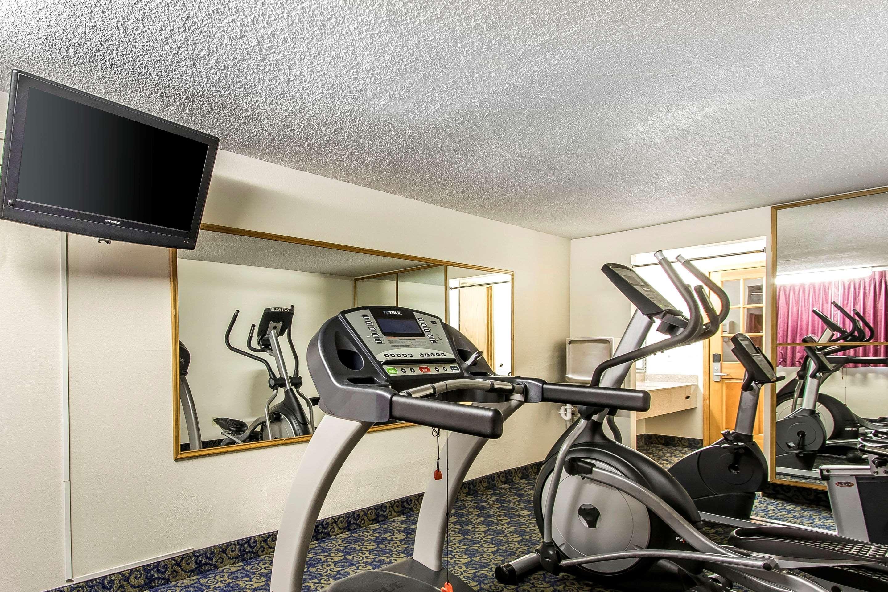 Brentwood Inn Clinton Εξωτερικό φωτογραφία