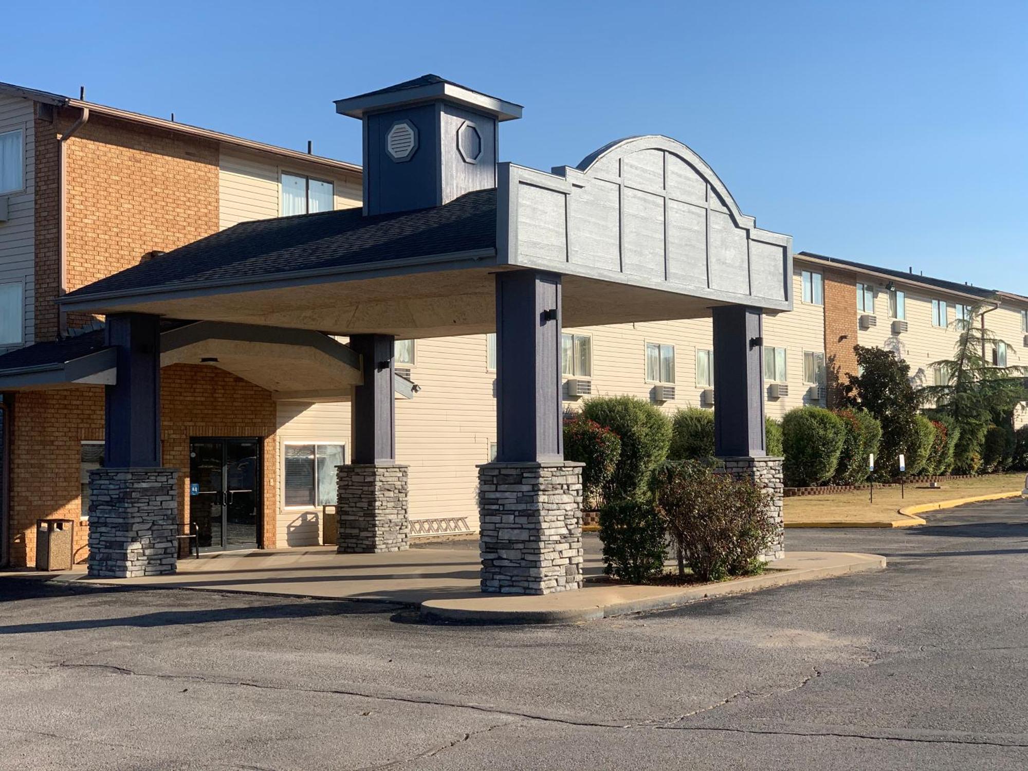 Brentwood Inn Clinton Εξωτερικό φωτογραφία